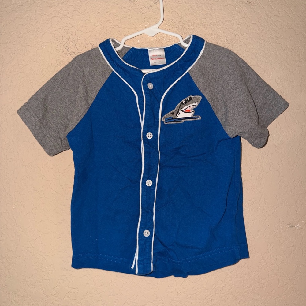 Hanna Andersson Blue and Gray Art Baseball Jersey- Size 4